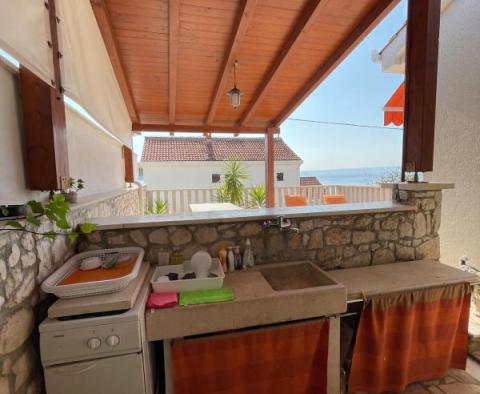 Nádherný dům v oblasti Trogir, 2d řada k moři - pic 31