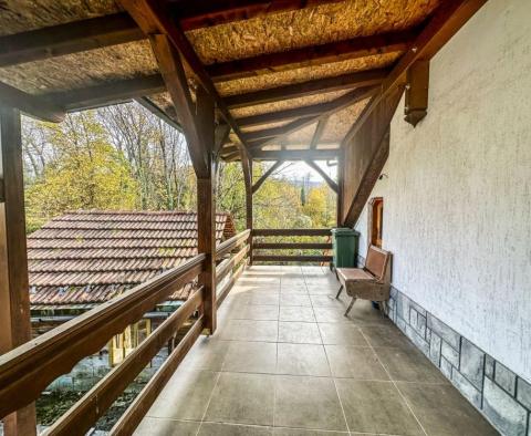 Maison individuelle intéressante près de la rivière à Severin na Kupe, Gorski Kotar - pic 3