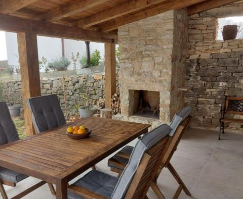 Une maison en pierre avec un coin de paradis privé dans les environs de Rovinj - pic 20