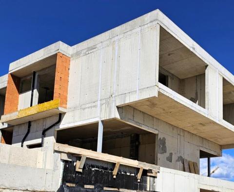 Appartement moderne de luxe avec piscine, garage, ascenseur et vue mer à Kostrena - pic 7