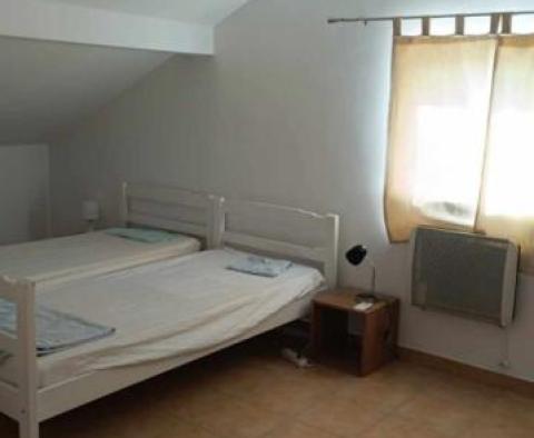 Olcsó apartman Povile városában, Novi Vinodolskiban, tengerre néző kilátással - pic 9