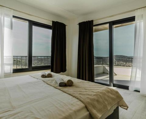 Luxuriöse, moderne Villa mit atemberaubender Aussicht in Vinisce - foto 10