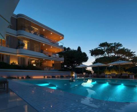 Unique 5***** residence with swimming pool in Rovinj with postcard views, 1st row to the sea across the park! - pic 5