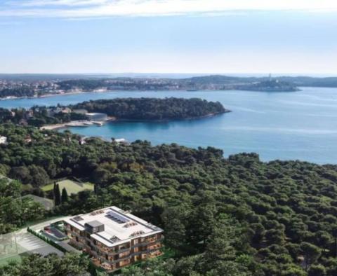Unique 5***** residence with swimming pool in Rovinj with postcard views, 1st row to the sea across the park! - pic 2