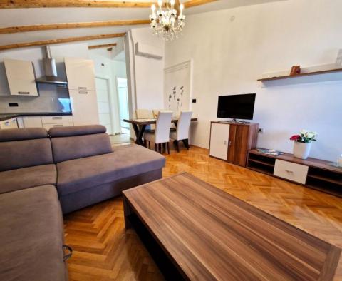 Appartement de deux chambres dans le centre d'Opatija à seulement 100 mètres de la mer et de Lungomare - pic 3
