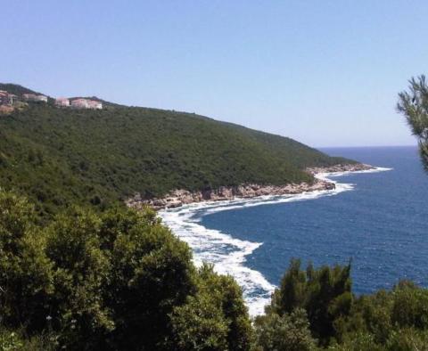 Großes Grundstück in 1. Linie an der Riviera von Dubrovnik 
