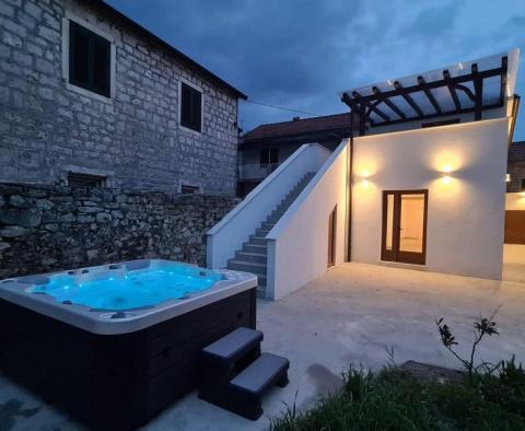 Wonderful stone villa in Jelsa area - pic 3