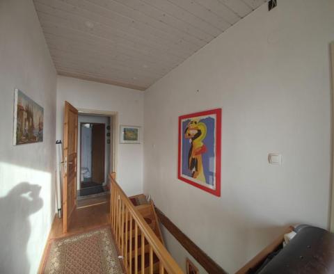 Renovated house with a sea view in Dramallj - pic 9
