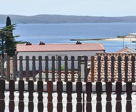Dům se třemi apartmány a výhledem na moře v Selce, Crikvenica 