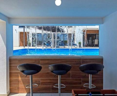 Kényelmes, modern villa úszómedencével Marcanában - gyönyörű ingatlan vásárolható! - pic 10