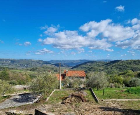 Fantastic estate in Buzet with 4 residential buildings and one business-residential building, open view of nature and the lake - pic 44