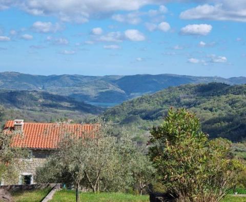 Fantastic estate in Buzet with 4 residential buildings and one business-residential building, open view of nature and the lake - pic 53