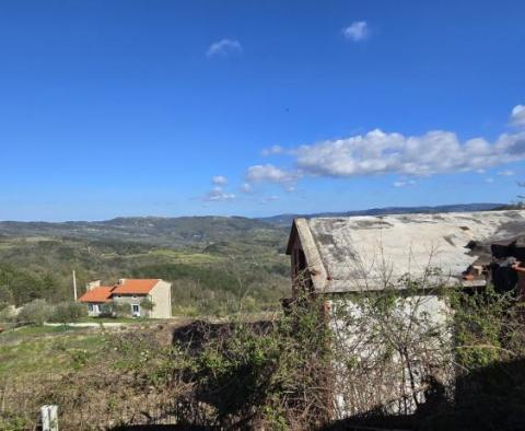 Fantastic estate in Buzet with 4 residential buildings and one business-residential building, open view of nature and the lake - pic 82