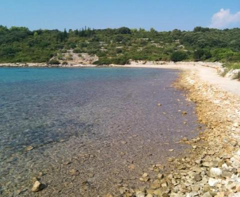 Nádherný pozemek s výhledem na otevřené moře na ostrově Korčula - pic 9