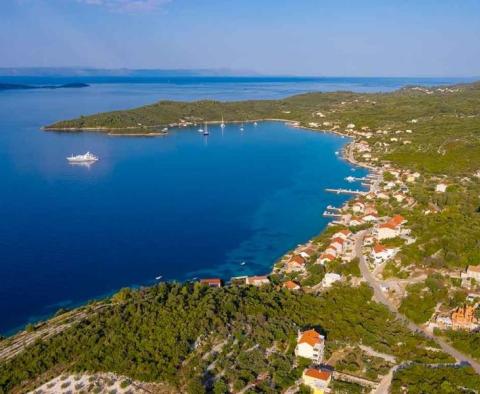 Městský pozemek na krásném ostrově Korčula 50 m od moře - pic 9