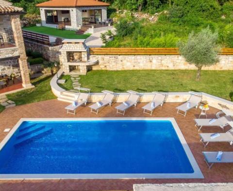 Istrijská rustikální vila s bazénem v Tinjanu - pic 4