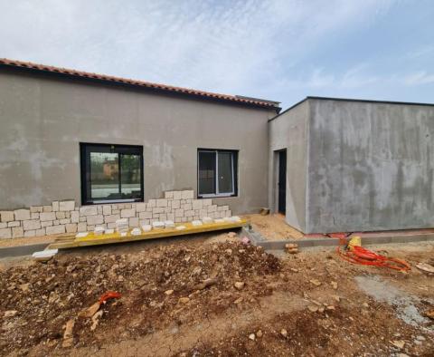 Villa avec piscine chauffée dans un endroit calme à Zminj - au coeur même de l'Istrie - pic 38