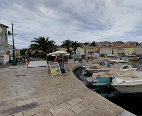 Außergewöhnliches Anwesen in 1. Linie im Herzen von Mali Losinj - foto 2