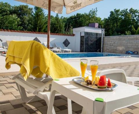Appartement avec piscine à Veli Vrh, périphérie de Pula - pic 35