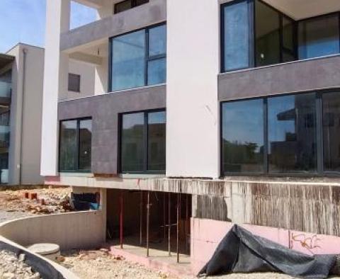 Apartment in Rovinj, in a new modern residence 200 meters from the sea - pic 11
