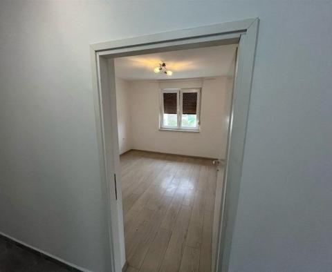 Nouvel appartement dans une position exceptionnelle dans le quartier Stoja de Pula - pic 8