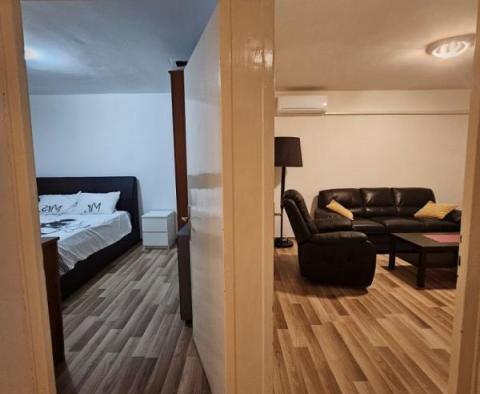Nový byt 1+kk ve zvýšeném přízemí s balkonem v Stoja, Pula - pic 7