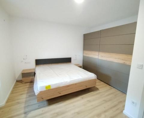 Renovierte 2-Zimmer-Wohnung in TOP-Lage in Stoja - foto 6