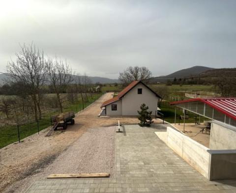 A beautiful property with a horse ranch in Skare, Otocac - pic 19