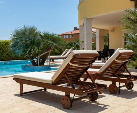 11 szobás szálloda úszómedencével Rovinjsko Selóban, a szupernépszerű Rovinj közelében - pic 6
