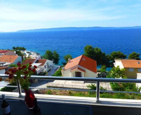 Two-bedroom apartment with wonderful open sea view on Ciovo peninsula, 80m from the beach 
