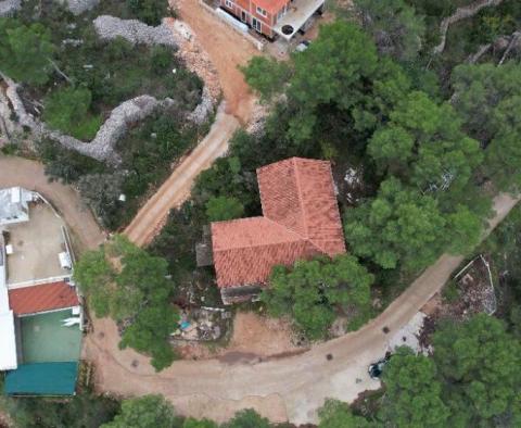 Unfinished villa of prime location, 1st row from the sea on Hvar island - pic 22