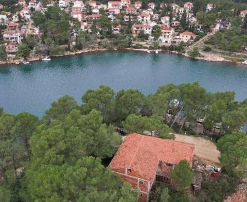 Unfinished villa of prime location, 1st row from the sea on Hvar island - pic 24