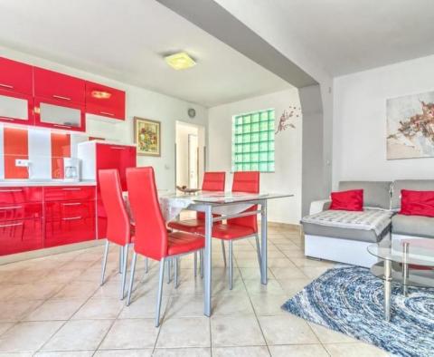 House with 2 apartments just 60 meters from the beach in Medulin! - pic 3