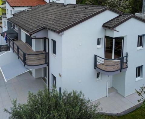 Modern real estate in Opatija (Opric) in an oasis of peace with five residential units and a garden near the sea - pic 2