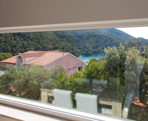 Nádherná nemovitost na ostrově Korčula s úžasným výhledem na moře - pic 16