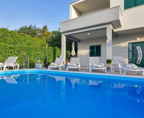 Villa mit herrlicher Aussicht und Swimmingpool an der Makarska Riviera! - foto 7