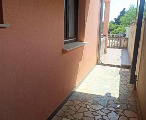 Attractive house with 6 apartments for sale in Meduliun just 200 meters from the sea! - pic 20