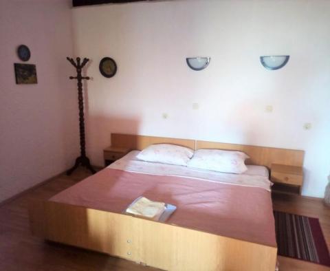 Attractive house with 6 apartments for sale in Meduliun just 200 meters from the sea! - pic 42