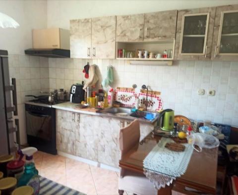 Attractive house with 6 apartments for sale in Meduliun just 200 meters from the sea! - pic 63