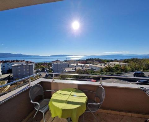 Appartement avec vue panoramique sur la mer à Srdoči, Rijeka 