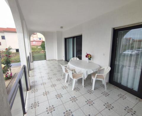 Appartement avec 4 appartements dans un emplacement privilégié à Medulin - pic 50