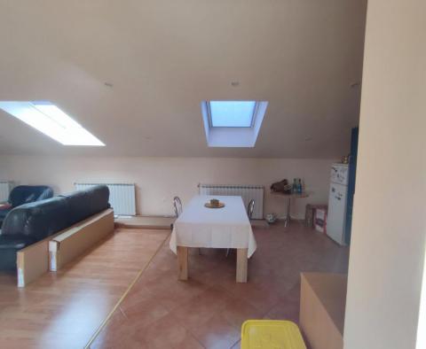 Appartement avec 4 appartements dans un emplacement privilégié à Medulin - pic 101