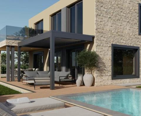 Neue Villa in Porec, 2,5 km vom Meer entfernt, möbliert und ausgestattet angeboten 