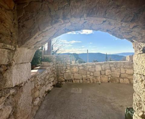 Authentic stone house with a lot of potential in Crikvenica area - pic 17