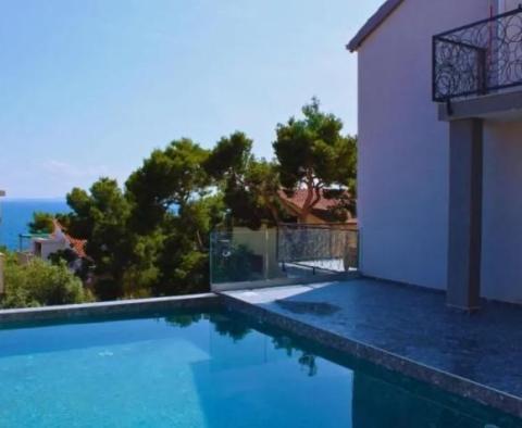 Villa on Hvar just 100 meters from the sea - pic 24
