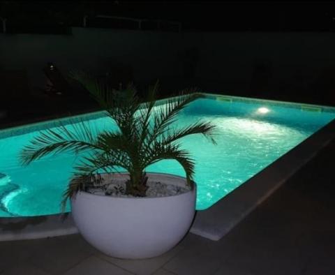Holiday villa with a fairy garden and swimming pool in Medulin just 500 meters from the sea - pic 28
