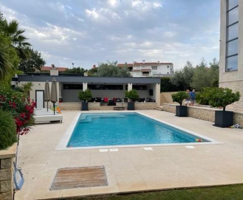 Lenyűgöző új villa tengerre néző kilátással Vodnjan környékén - pic 2