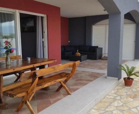 Beautiful villa with two apartments and a swimming pool, 800 meters from the sea - pic 5
