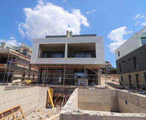 Penthouse en duplex avec terrasse sur le toit à Pag, Novalja - pic 14