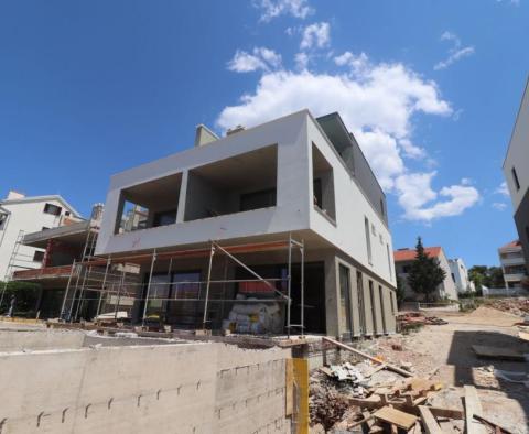 Neuer Komplex auf Pag, Novalja, nur 200 Meter vom Meer entfernt - foto 13